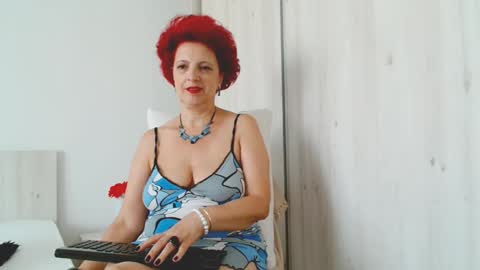 Milfsupreme online show from 09-09-25, 11:21