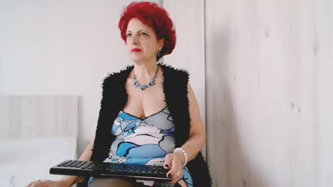 Milfsupreme online show from 11-24-25, 01:00