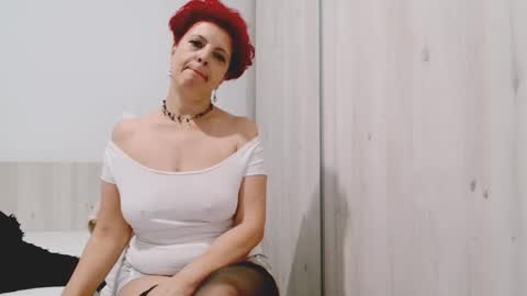 Milfsupreme online show from 12-05-25, 01:09