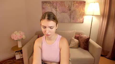 milinafox online show from 10-08-25, 04:54