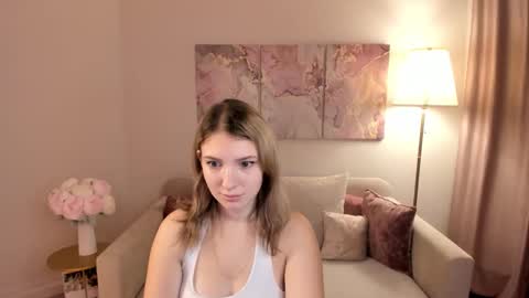 milinafox online show from 10-09-25, 01:36