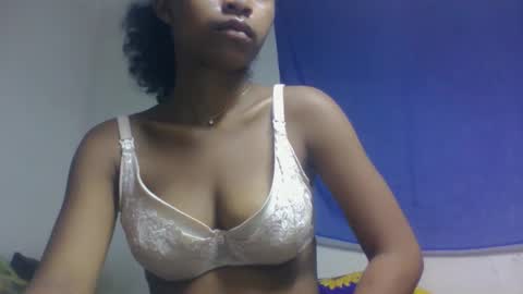 Snapshot of milinasy chatting on 02-01-26, 10:47 milinasy online show from 02-01-26, 10:47