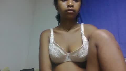 Snapshot of milinasy chatting on 02-01-26, 10:52 milinasy online show from 02-01-26, 10:52