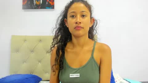 Snapshot of milkdulce1 chatting on 12-11-24, 09:09 Paola online show from 12-11-24, 09:09