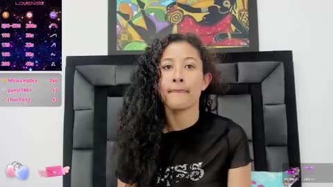 Snapshot of milkdulce1 chatting on 12-23-24, 01:29 Paola online show from 12-23-24, 01:29