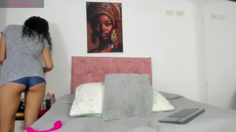 Snapshot of milkdulce1 chatting on 01-30-25, 02:49 Paola online show from 01-30-25, 02:49