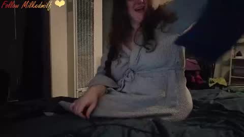 milkedmilf online show from 02-16-26, 04:52