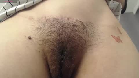 Amira online show from 02-20-25, 01:51