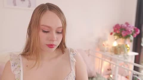 milky_0 online show from 04-13-26, 05:29