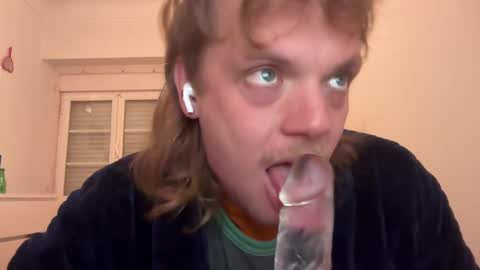 Snapshot of milkymitch chatting on 01-07-25, 06:59 Mimi online show from 01-07-25, 06:59