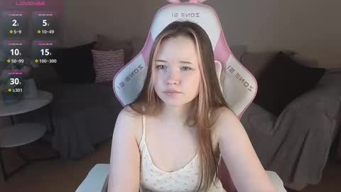 Snapshot of milkyshowproject chatting on 11-09-25, 04:38 Ula online show from 11-09-25, 04:38