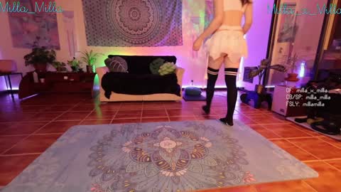 milla_milla online show from 01-31-25, 03:20