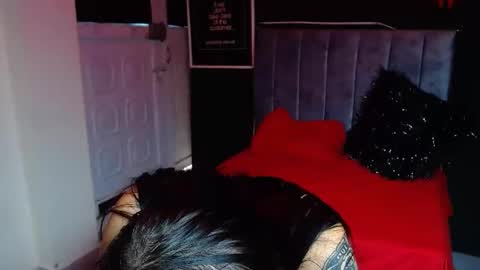 Snapshot of millacounisslosexanal chatting on 01-10-25, 08:37 Violeta online show from 01-10-25, 08:37