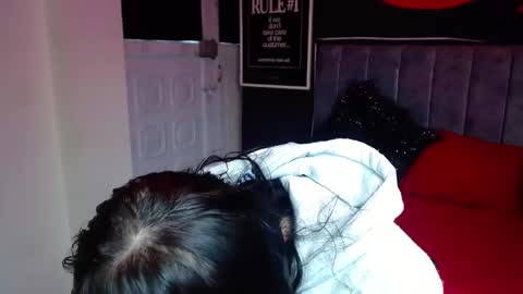 Snapshot of millacounisslosexanal chatting on 01-23-25, 05:21 Violeta online show from 01-23-25, 05:21