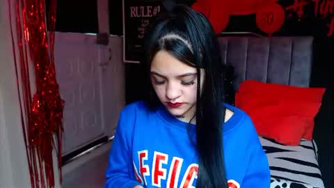 Snapshot of millacounisslosexanal chatting on 03-11-25, 03:45 Violeta online show from 03-11-25, 03:45