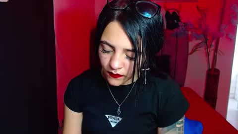 Snapshot of millacounisslosexanal chatting on 09-17-25, 03:46 Violeta online show from 09-17-25, 03:46