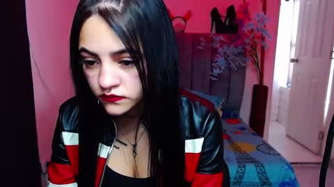 Snapshot of millacounisslosexanal chatting on 10-11-25, 02:04 Violeta online show from 10-11-25, 02:04