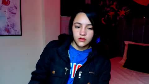 Snapshot of millacounisslosexanal chatting on 12-02-25, 01:39 Violeta online show from 12-02-25, 01:39