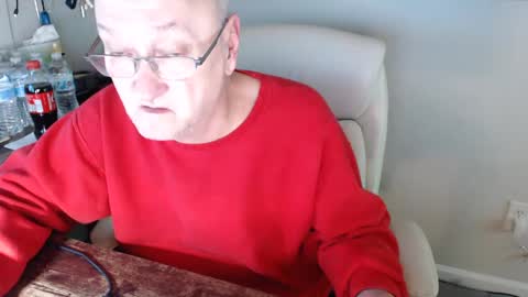 Snapshot of millenium0129 chatting on 12-09-24, 01:29 millenium0129 online show from 12-09-24, 01:29