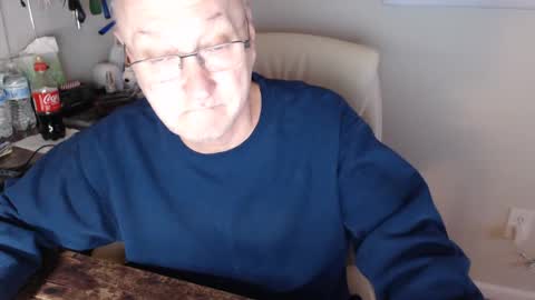 Snapshot of millenium0129 chatting on 12-31-24, 12:43 millenium0129 online show from 12-31-24, 12:43