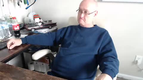 Snapshot of millenium0129 chatting on 01-13-25, 04:30 millenium0129 online show from 01-13-25, 04:30