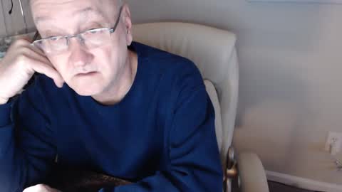 Snapshot of millenium0129 chatting on 01-25-25, 02:26 millenium0129 online show from 01-25-25, 02:26