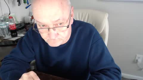 Snapshot of millenium0129 chatting on 01-27-25, 01:30 millenium0129 online show from 01-27-25, 01:30