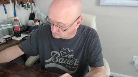 Snapshot of millenium0129 chatting on 09-15-25, 03:45 millenium0129 online show from 09-15-25, 03:45