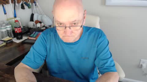 Snapshot of millenium0129 chatting on 09-18-25, 06:10 millenium0129 online show from 09-18-25, 06:10