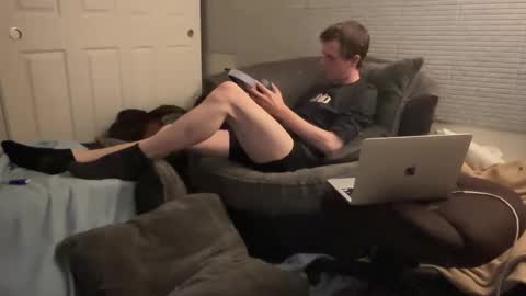 SlimnHungOH online show from 12-25-24, 06:31