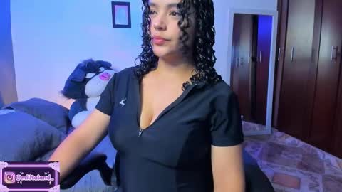 Snapshot of millie_lamar chatting on 10-20-25, 12:55 online show from 10-20-25, 12:55