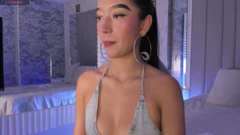 Ana Maria online show from 12-17-25, 01:00