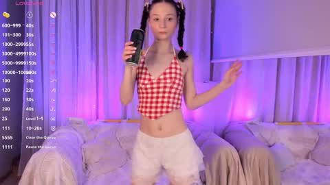 milliminimouse online show from 12-04-25, 10:40