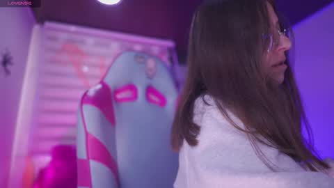 MILLY online show from 10-29-25, 05:04