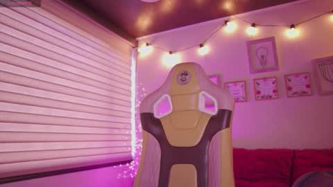 MILLY online show from 01-09-26, 05:04