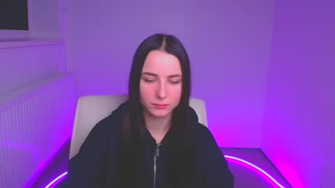 Milly online show from 01-31-25, 07:18