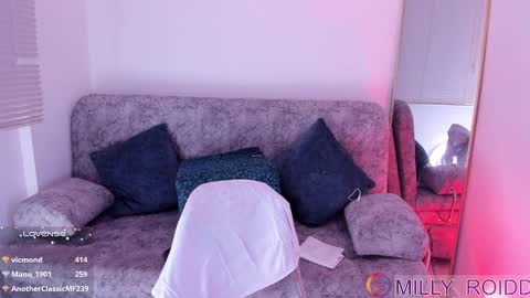 Snapshot of milly_roidd chatting on 01-03-25, 03:49 gaby online show from 01-03-25, 03:49