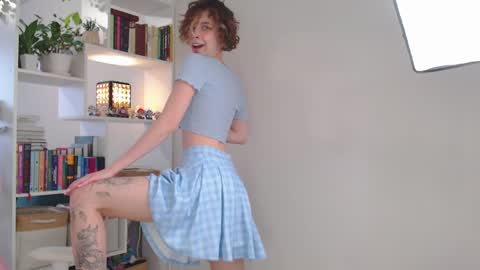 Milly online show from 12-20-24, 07:01