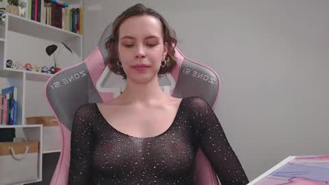 Milly online show from 01-21-25, 09:46