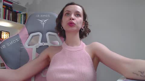 Milly online show from 02-02-25, 11:19