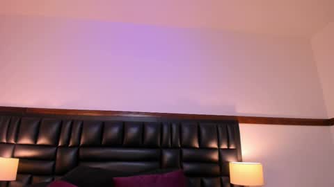 Snapshot of milu_w4llace chatting on 02-27-25, 01:59 Milu Wallace online show from 02-27-25, 01:59