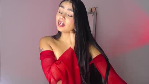 Mily Ortiz online show from 09-27-25, 04:23