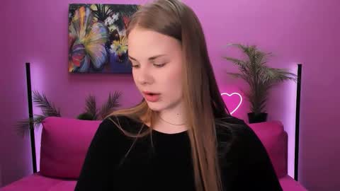 Kelly online show from 10-24-25, 06:43