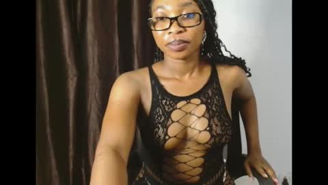 mimi online show from 01-31-26, 09:46