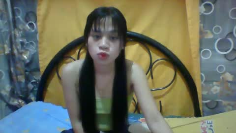 mimiyolove online show from 02-17-25, 05:43