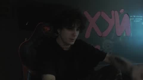 Max online show from 11-05-25, 09:48