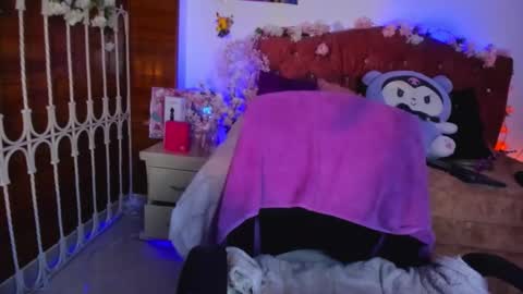 minami_nakamura online show from 10-29-25, 10:17