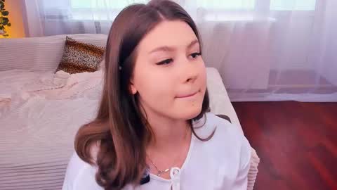 Mindi online show from 10-11-25, 07:18