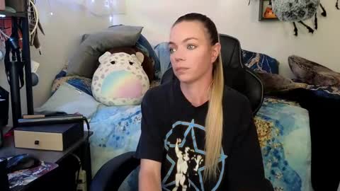 Mindy Mars online show from 03-03-25, 04:03