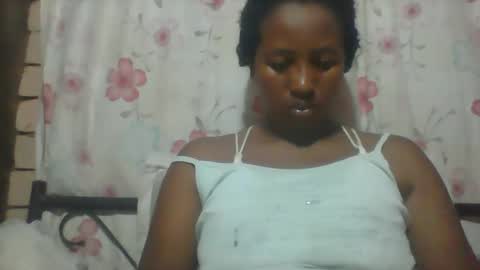 Snapshot of minie4tina chatting on 12-20-24, 09:54 Minie4Tina online show from 12-20-24, 09:54